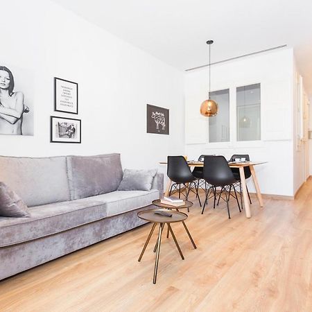Cozy Apartment Close To Passeig De Gracia Barcelona Exterior photo