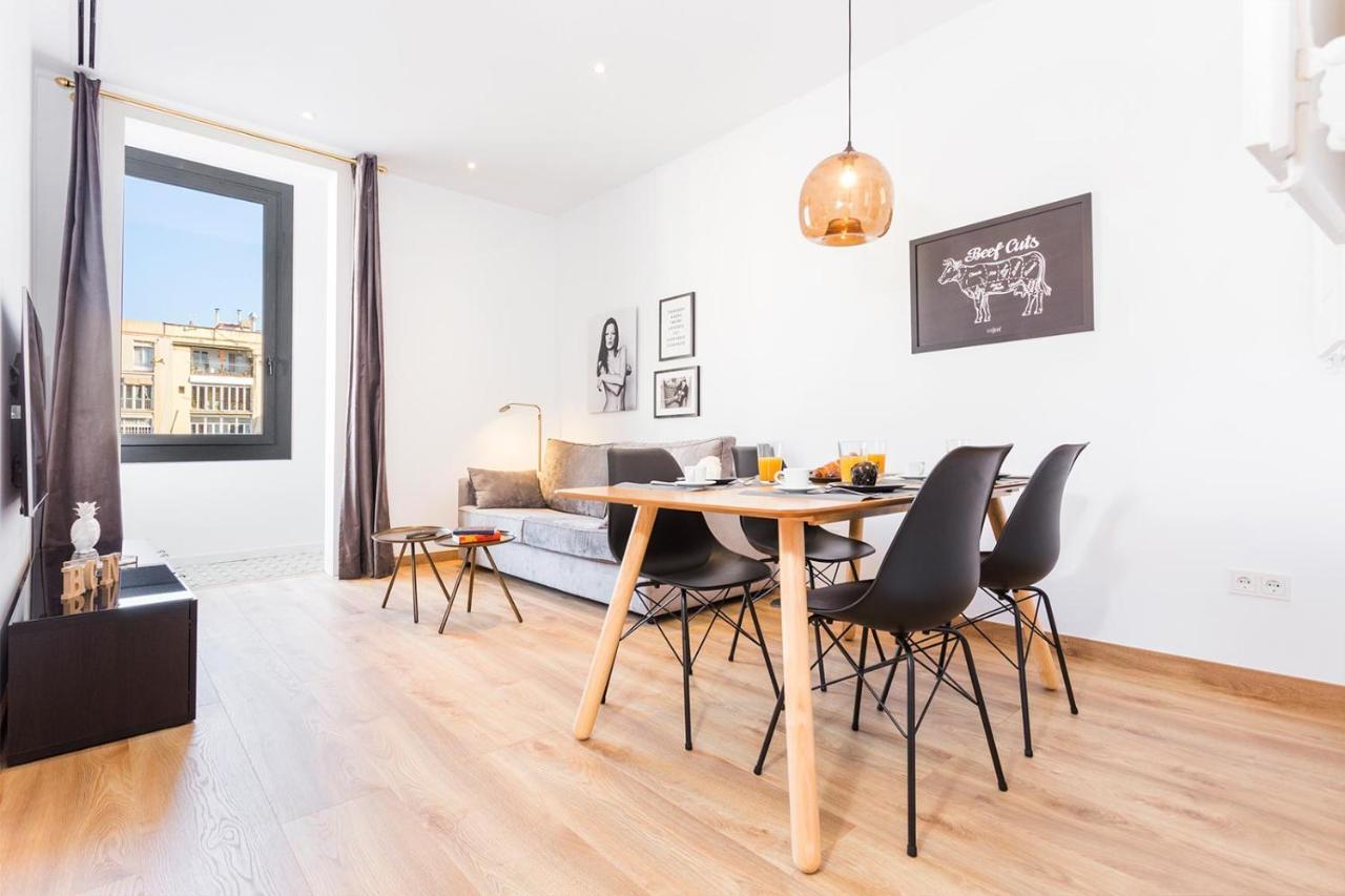 Cozy Apartment Close To Passeig De Gracia Barcelona Exterior photo